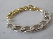 Weekend-project: twee-kleurige schakelarmband