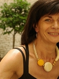 Mia,52